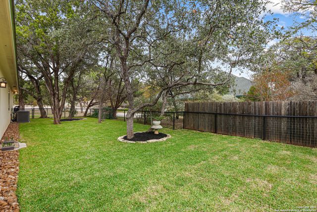 23328 Osceola Blf, San Antonio, TX 78261