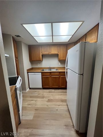 3771 Shirebrook Drive 88, Las Vegas, NV 89115