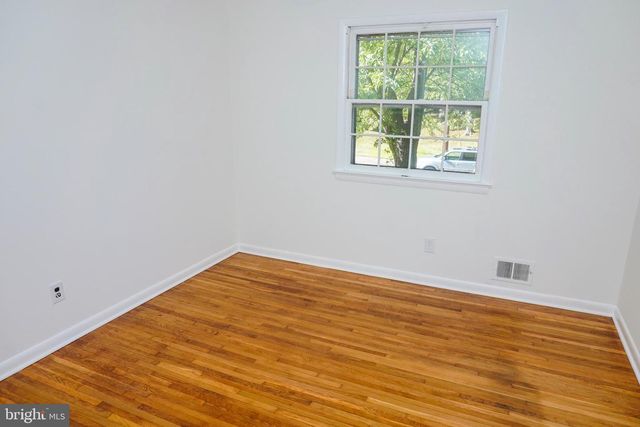 7019 REDMILES RD, Laurel, MD 20707