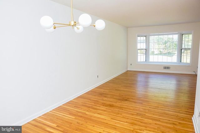 7019 REDMILES RD, Laurel, MD 20707