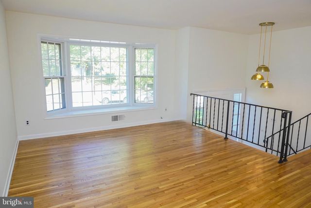 7019 REDMILES RD, Laurel, MD 20707