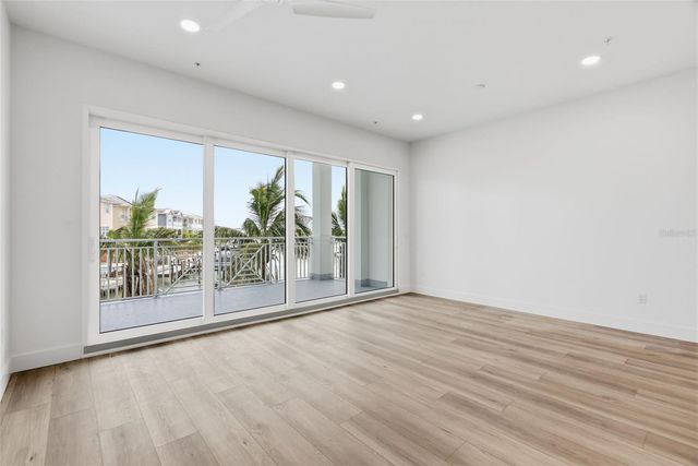13655 GULF BOULEVARD 201, Madeira Beach, FL 33708