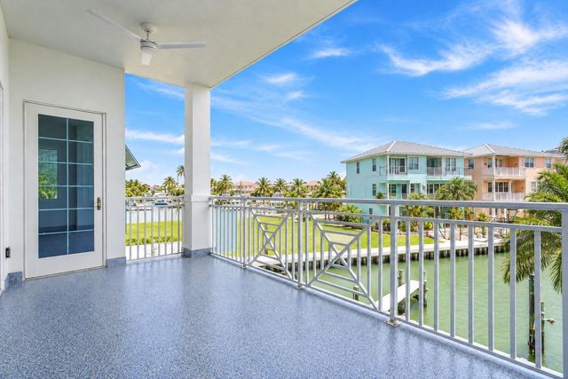 13655 GULF BOULEVARD 201, Madeira Beach, FL 33708