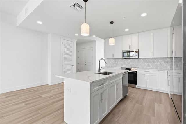 13655 GULF BOULEVARD 201, Madeira Beach, FL 33708
