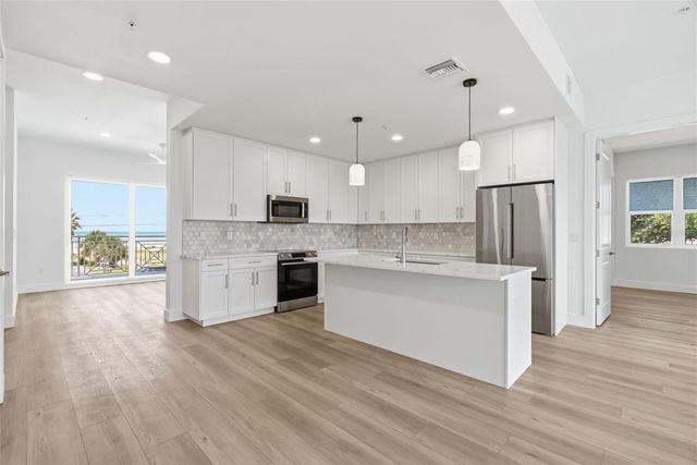 13655 GULF BOULEVARD 201, Madeira Beach, FL 33708