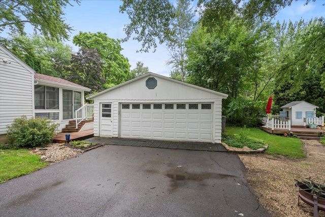 5301 Pheasant Hill Road, Monona, WI 53716