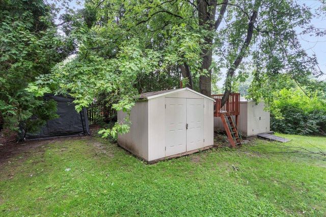 5301 Pheasant Hill Road, Monona, WI 53716