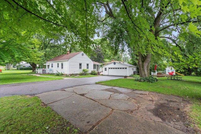 5301 Pheasant Hill Road, Monona, WI 53716