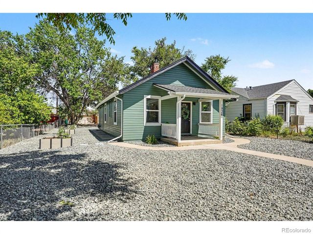 1926 Hanover Street, Aurora, CO 80010
