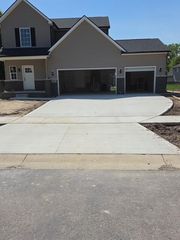 30815 Lower Ridge Drive, New Boston, MI 48164