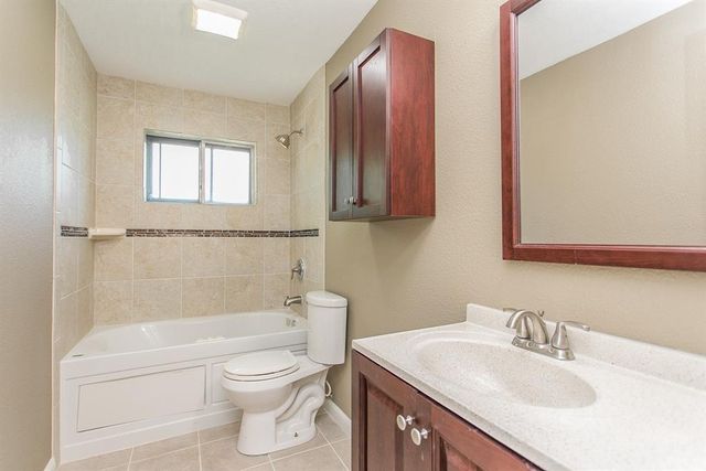 4219 Tuscarora Street, Pasadena, TX 77504