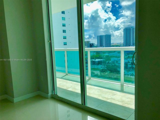 1800 N Bayshore Dr 1910, Miami, FL 33132