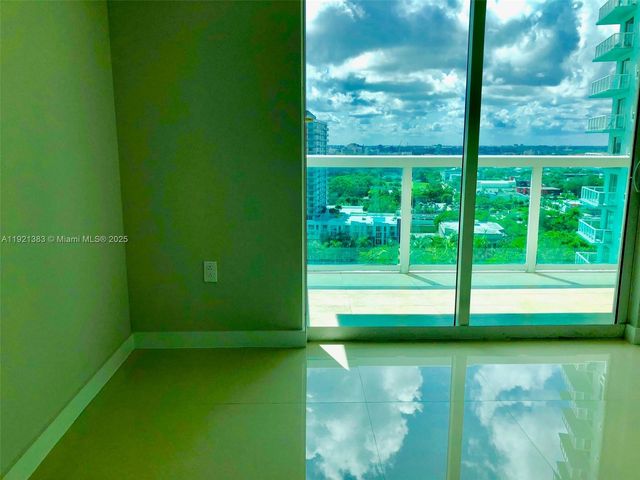 1800 N Bayshore Dr 1910, Miami, FL 33132