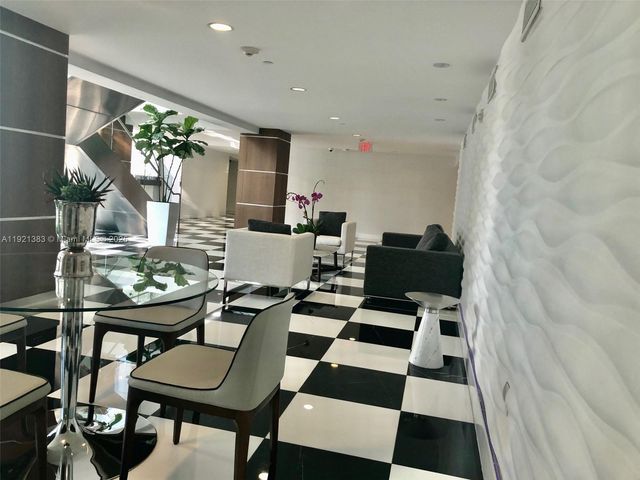 1800 N Bayshore Dr 1910, Miami, FL 33132