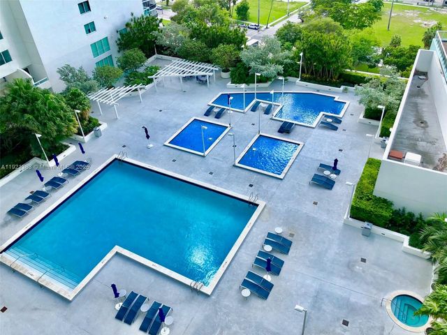 1800 N Bayshore Dr 1910, Miami, FL 33132