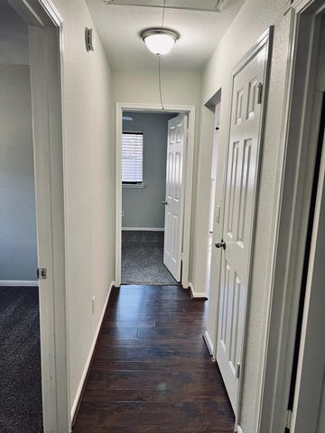 75 E Village Knoll Circle, The Woodlands, TX 77381