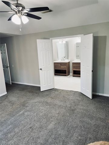 75 E Village Knoll Circle, The Woodlands, TX 77381