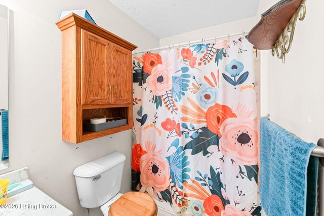 65 Windsor Way, Smiths Grove, KY 42171