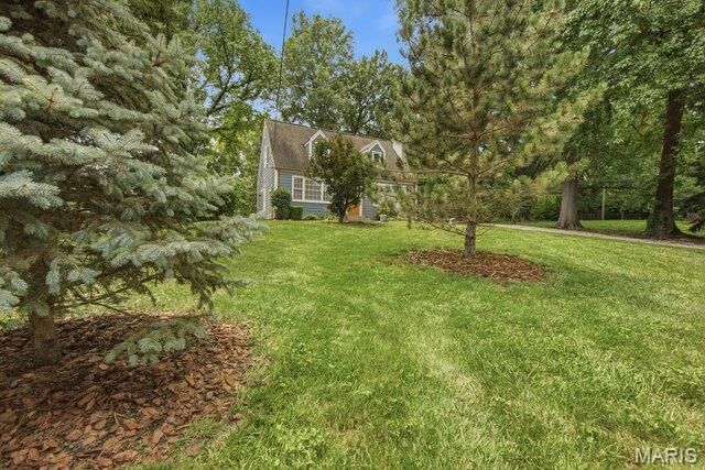 616 Plantmore Drive, Ferguson, MO 63135