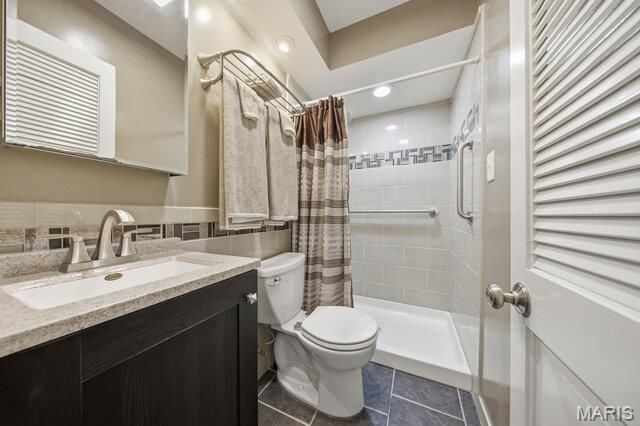616 Plantmore Drive, Ferguson, MO 63135