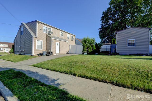 73 Daniel Street, Carteret, NJ 07008