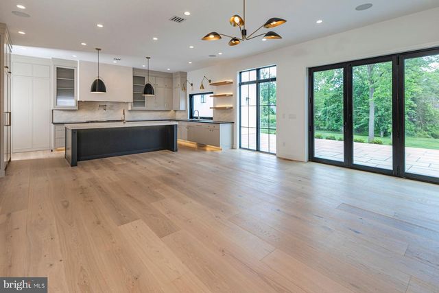 109 POE RD, Princeton, NJ 08540