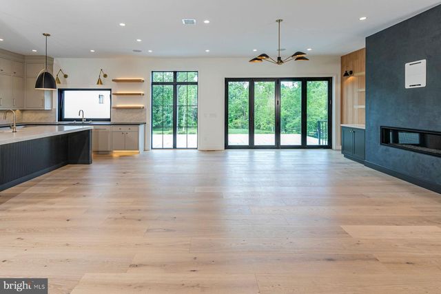 109 POE RD, Princeton, NJ 08540