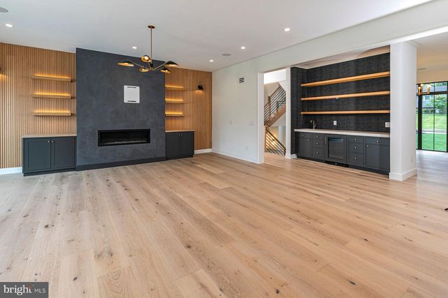 109 POE RD, Princeton, NJ 08540