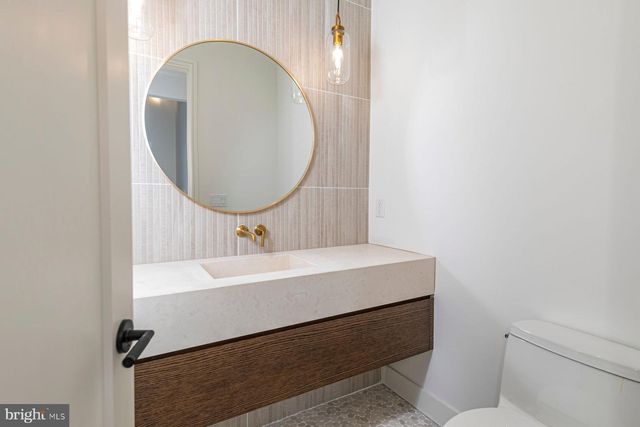 109 POE RD, Princeton, NJ 08540