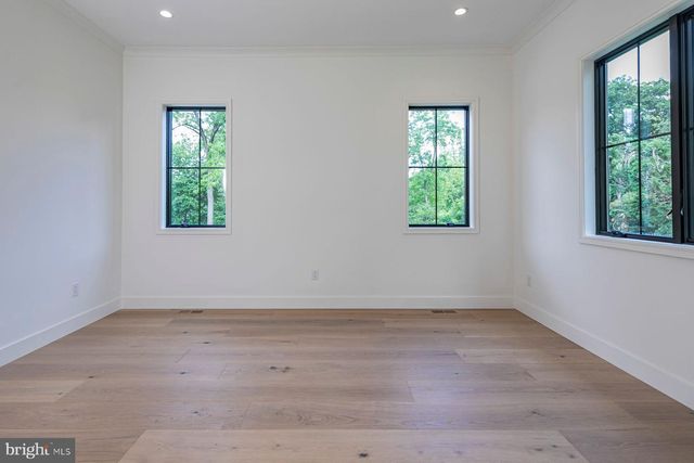 109 POE RD, Princeton, NJ 08540
