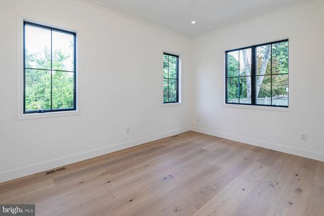 109 POE RD, Princeton, NJ 08540