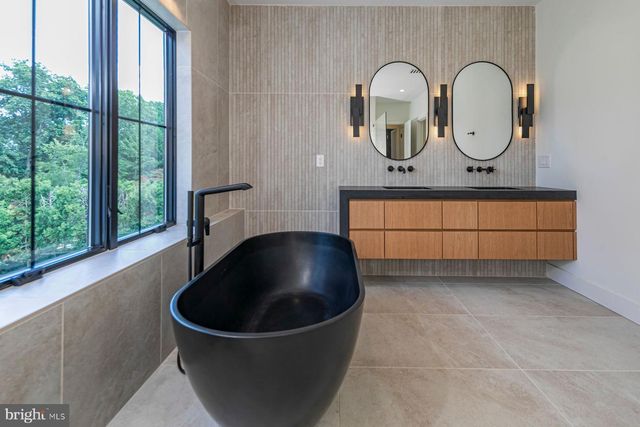 109 POE RD, Princeton, NJ 08540