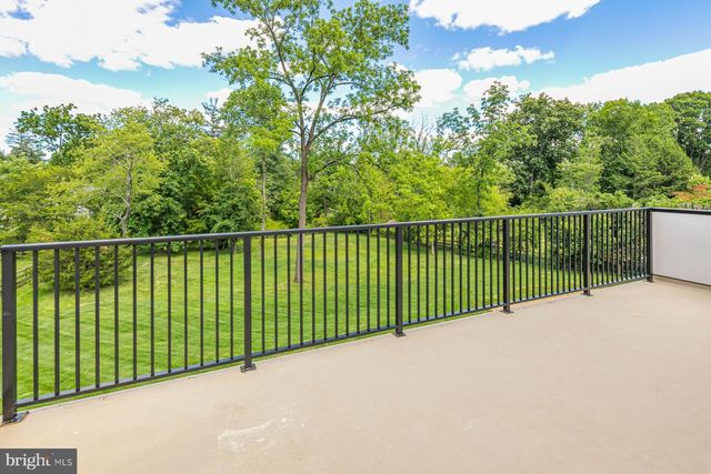 109 POE RD, Princeton, NJ 08540
