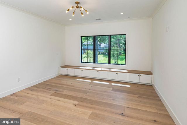 109 POE RD, Princeton, NJ 08540