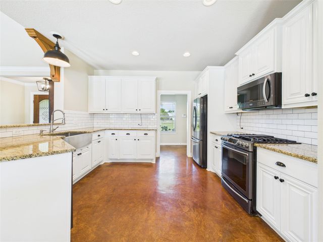 33611 Blue Crab Court, Richwood, TX 77515