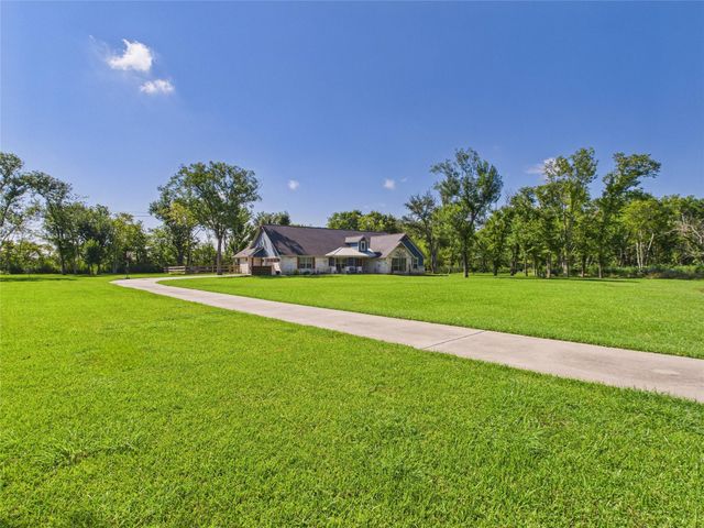 33611 Blue Crab Court, Richwood, TX 77515