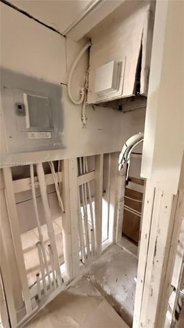 811 SE 4th Ave C106, Dania Beach, FL 33004