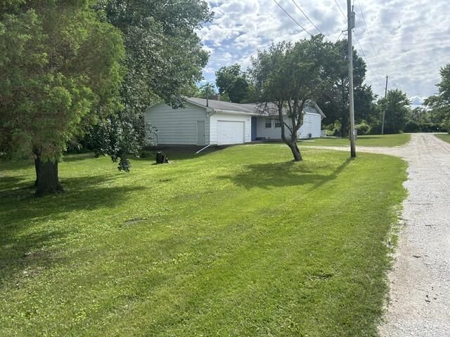 637 200th AVENUE, Union Grove, WI 53182