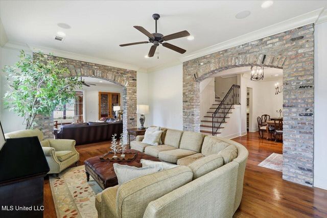 145 Cedar Woods Cove, Madison, MS 39110