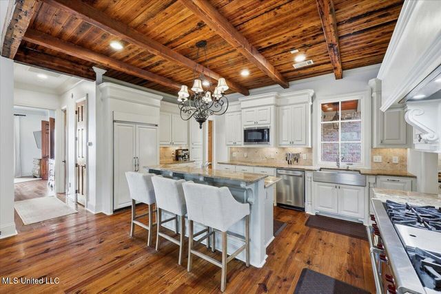 145 Cedar Woods Cove, Madison, MS 39110