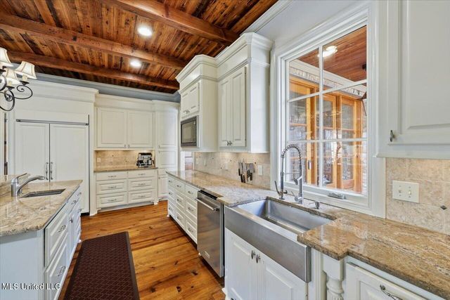 145 Cedar Woods Cove, Madison, MS 39110