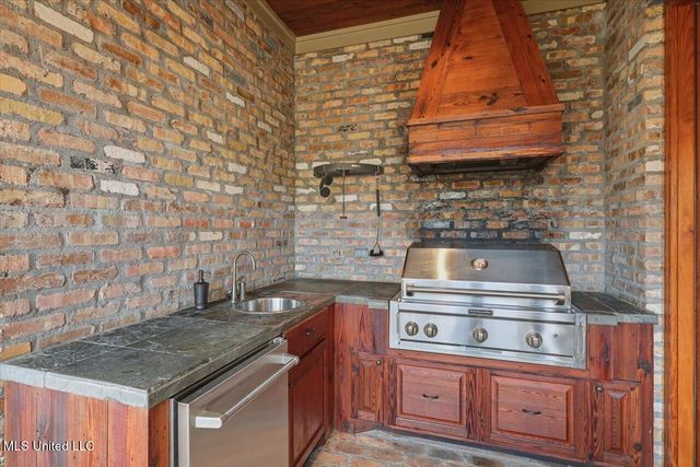 145 Cedar Woods Cove, Madison, MS 39110