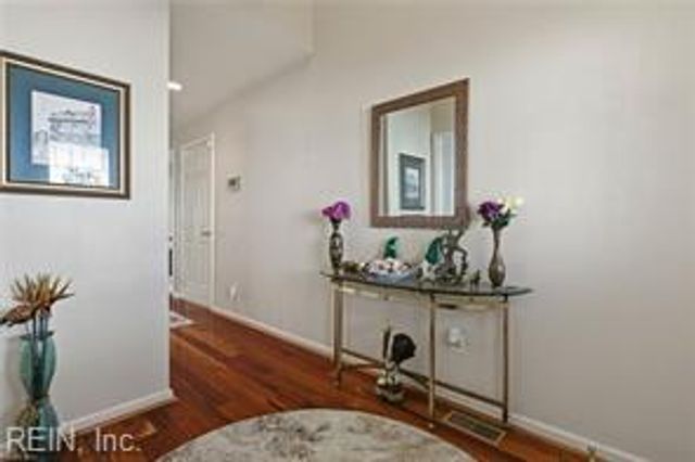 9524 8th Bay ST, Norfolk, VA 23518