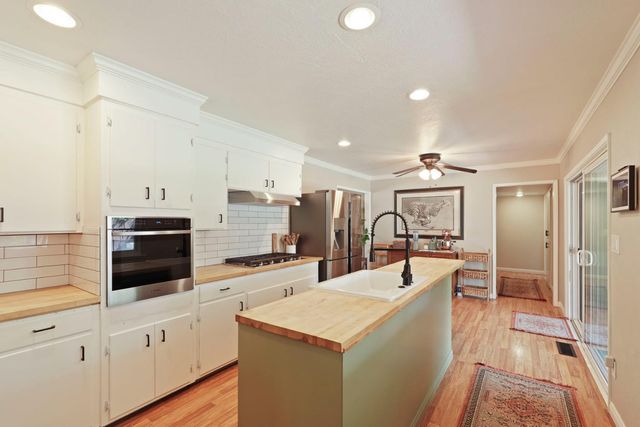 935 Daisy Ave, Lodi, CA 95242