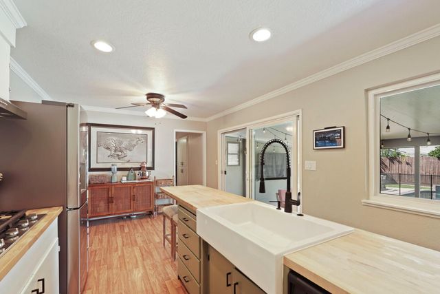 935 Daisy Ave, Lodi, CA 95242