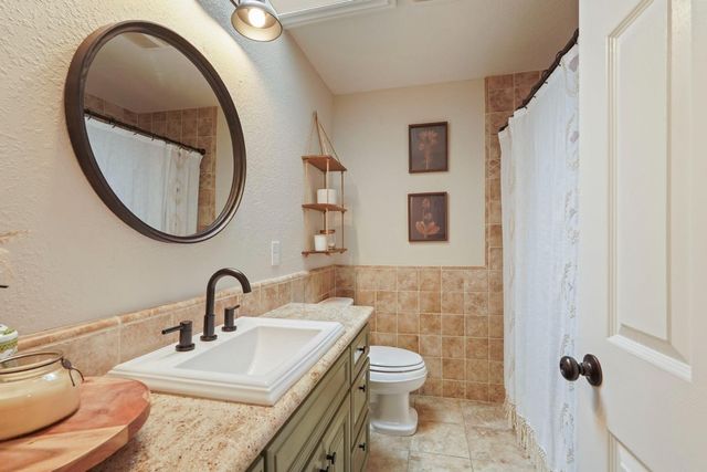 935 Daisy Ave, Lodi, CA 95242