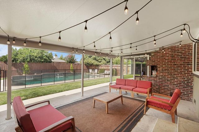 935 Daisy Ave, Lodi, CA 95242