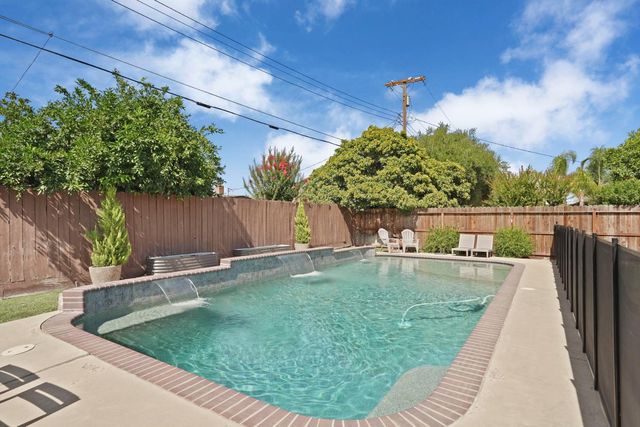 935 Daisy Ave, Lodi, CA 95242