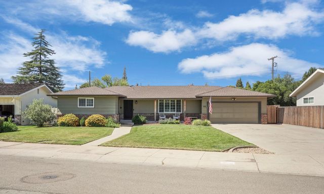 935 Daisy Ave, Lodi, CA 95242