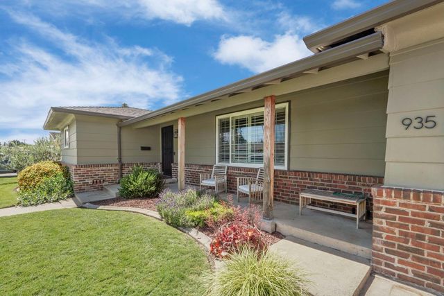 935 Daisy Ave, Lodi, CA 95242